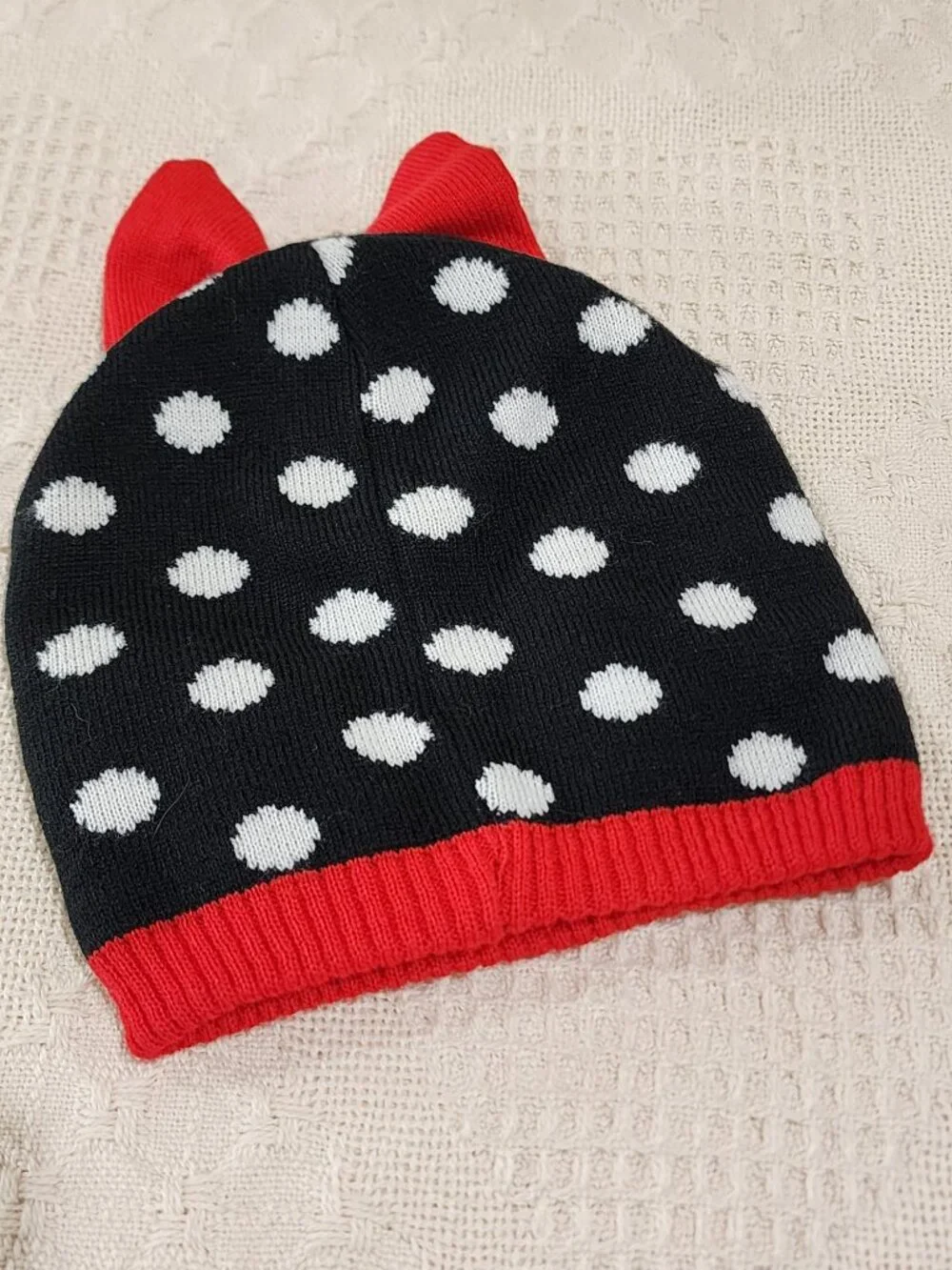 Girls Minnie Mouse Beanie Hat Embroidered Polka Dots Red Black White Bow Disney